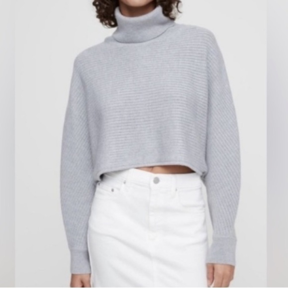 Wilfred Free Naomi 100% Merino Wool Turtleneck Cropped Sweater in Grey Size S
